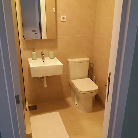 Apartment 27