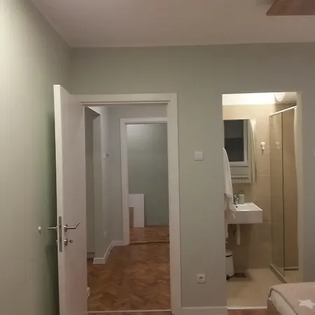 Apartment 27